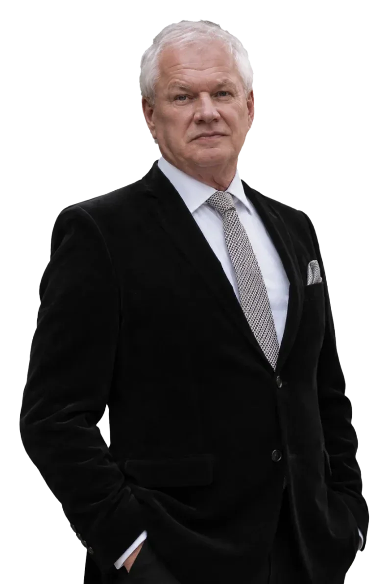 Юрий Олегович Новиков